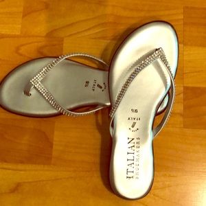 New Women’s sequin flip flops.  Size 9 1/2